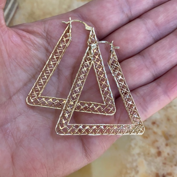 Gold plated large hoop mesh triangle earrings 2” - Picture 1 of 7
